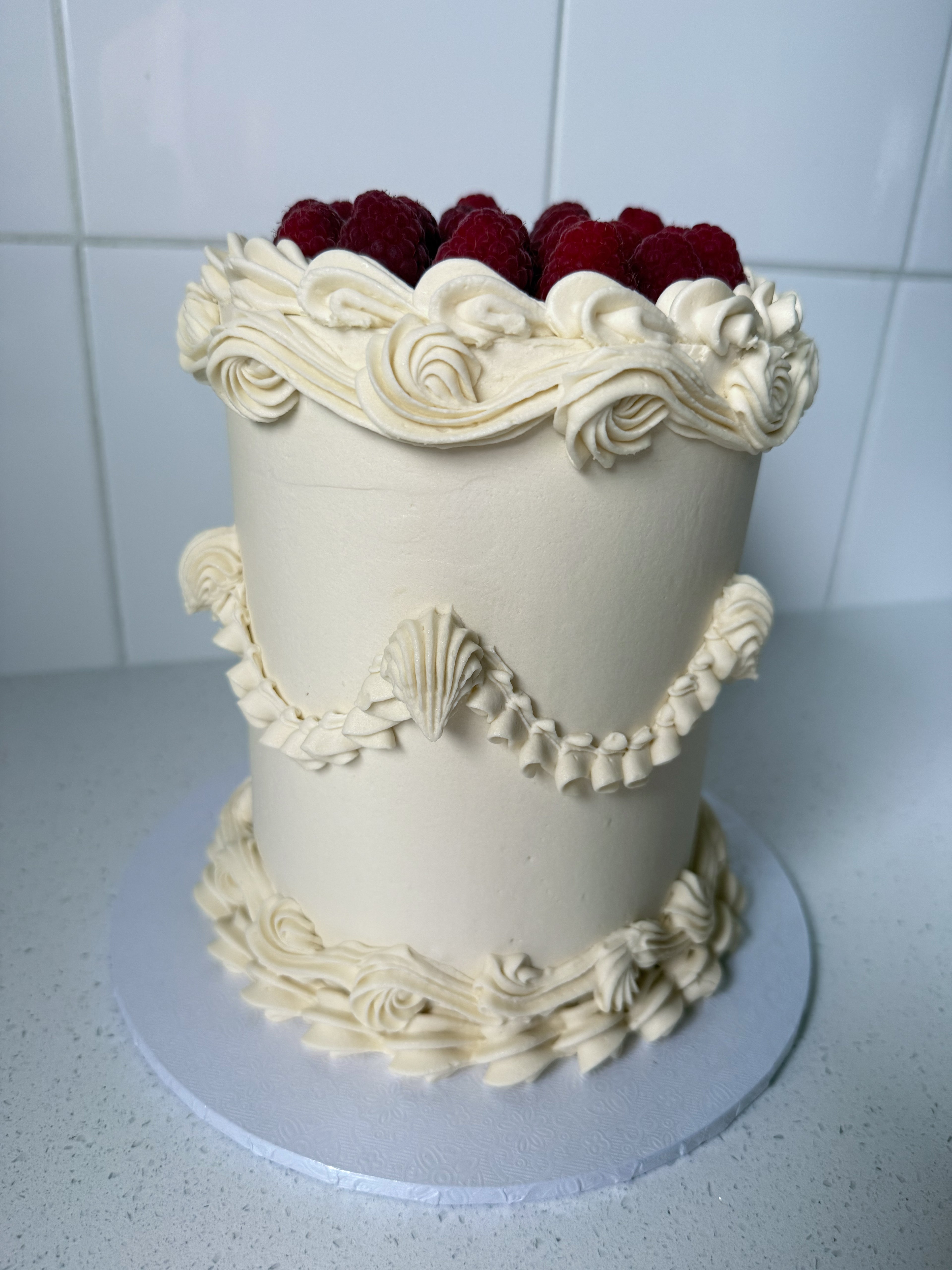 Raspberry Vintage Cake